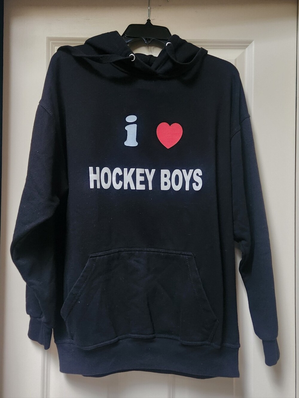 Black "I ♥ Hockey Boys" Pullover Hoodie